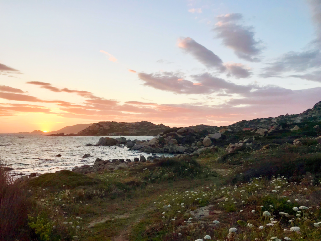 Costa Sud Est Tramonto in Sardegna